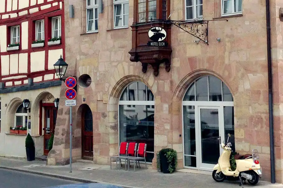 Außenansicht des Hotel Elch