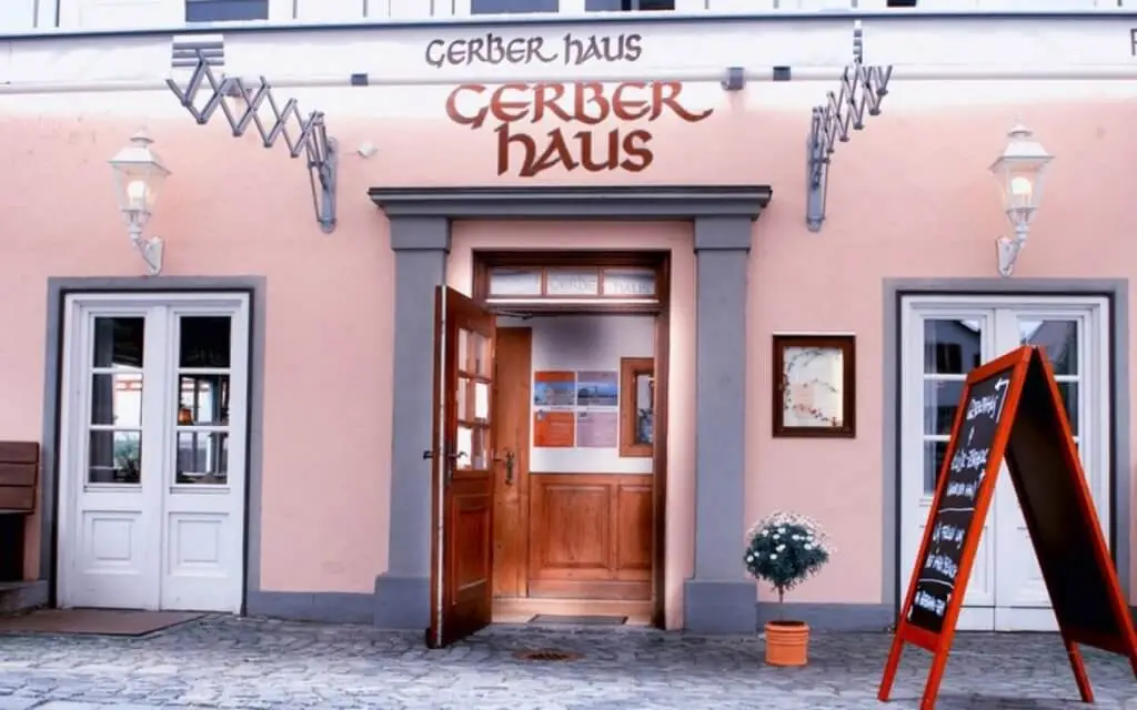 Blick auf die Fassade Des Gerberhauses