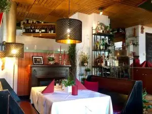 Innenansicht des Restaurants La Rustika
