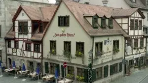 Außenansicht des Restaurants "Zum gulden Stern"