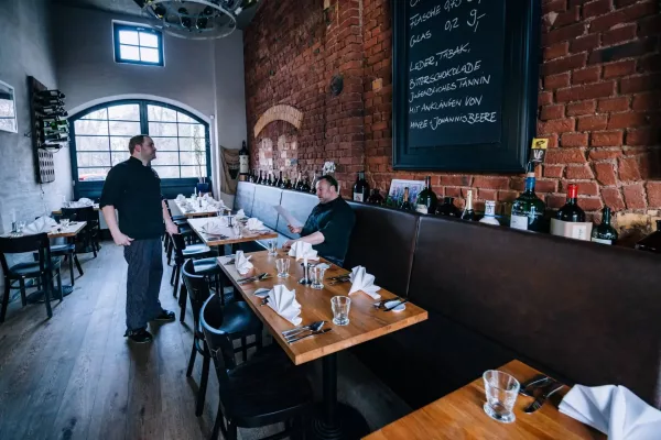 Innenansicht in den Gastraum des Restaurants Münsters in Leipzig